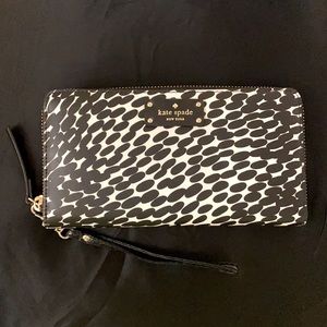 Authentic Kate Spade wallet - large